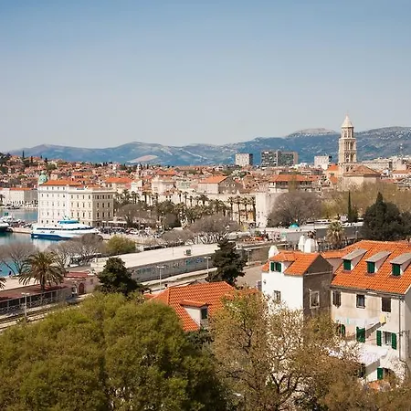 Апартаменти Amazing View Спліт